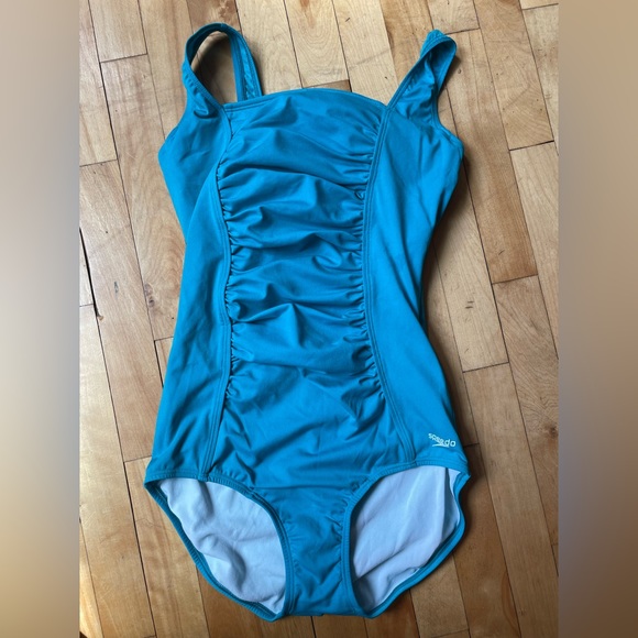 Speedo Enduarnace + shirred turquoise one piece swimsuit. Size 10 - Picture 2 of 10